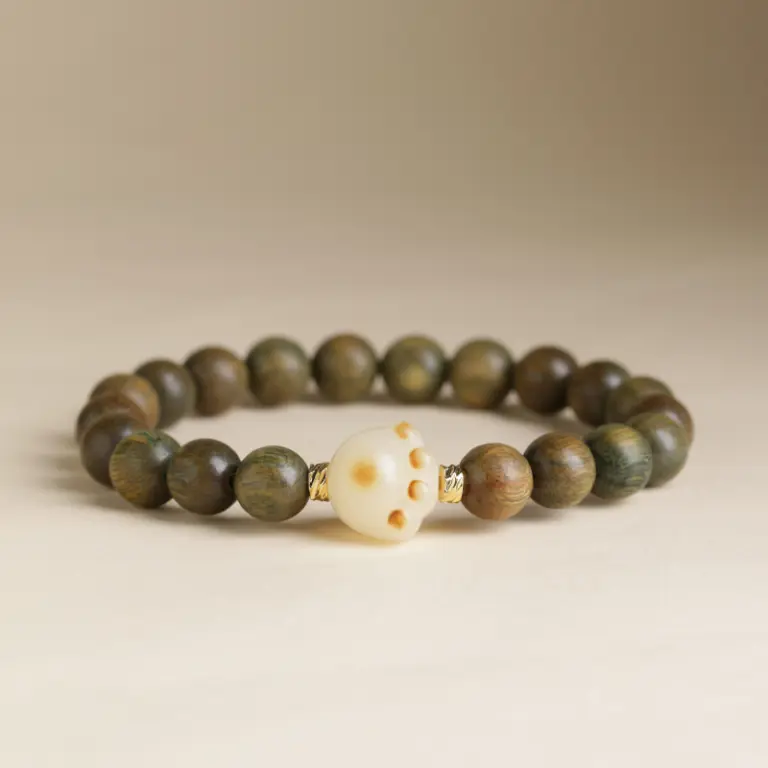 Green sandalwood and white Bodhi bead bracelet from the current Orient & Zen catalogue