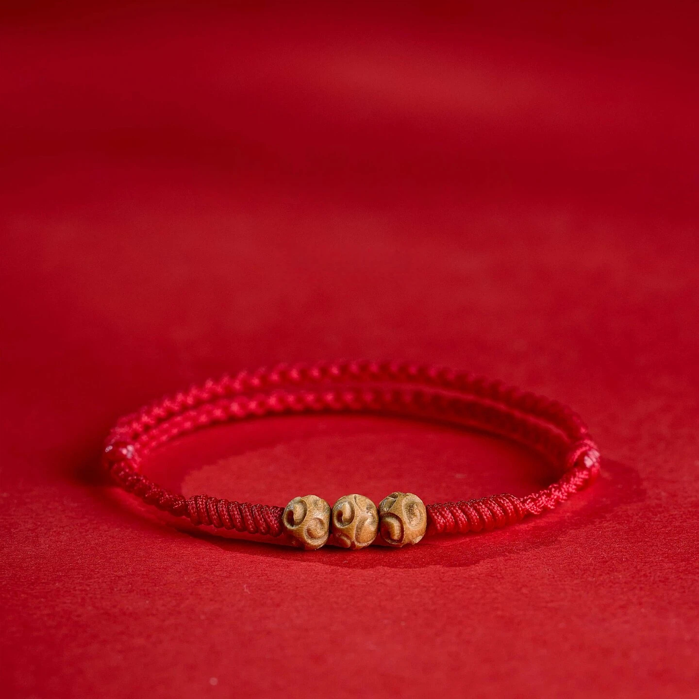 Natural Peach Wood Lucky Bead Red Rope Bracelet, Unisex Zodiac Year Amulet, Kids Anti-fright Protective Wrist String